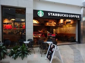 Starbucks - Allee Budapest