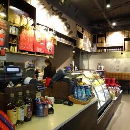 Starbucks - Allee Budapest - Belső