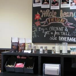 Starbucks - Astoria Budapest - Belső