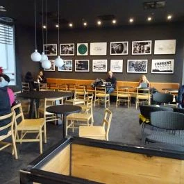 Starbucks - Auchan, Budaörs - Belső