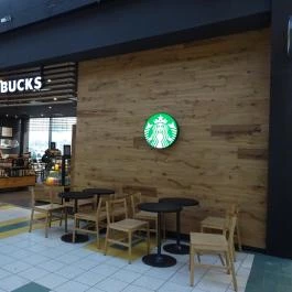 Starbucks - Auchan Budaörs - Külső kép