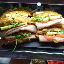 Starbucks - Corvin Plaza Budapest - Étel/ital