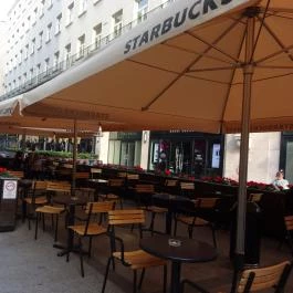 Starbucks - Deák Ferenc utca Budapest - Külső kép