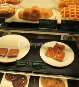 Starbucks - Duna Plaza