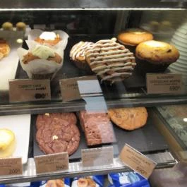 Starbucks - Egyetem tér Budapest - Étel/ital