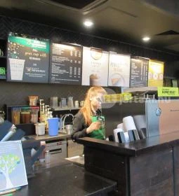 Starbucks - Egyetem tér