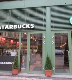 Starbucks - Ferenciek tere
