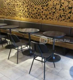 Starbucks - Ferenciek tere