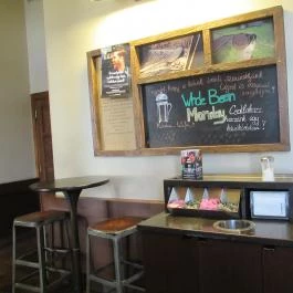 Starbucks - Hercegprímás utca Budapest - Belső