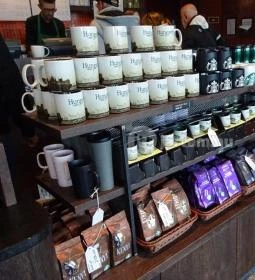 Starbucks - Apáczai Csere János utca