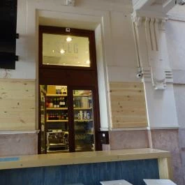 Stég - Halsütöde - Gozsdu Udvar Budapest - Külső kép