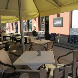 Stelázsi Kávézó, Étterem & Borbár, Budapest - Külső kép