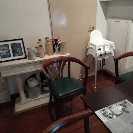 Stelázsi Kávézó, Étterem & Borbár, Budapest - Belső