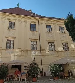 Storno-ház