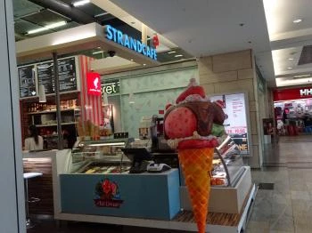 Strandcafé - WestEnd City Center Budapest