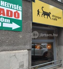 Stranger Café