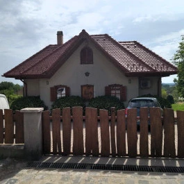 Strázsa-hegy, Monor - Külső kép