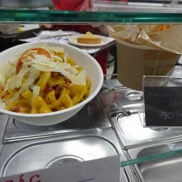 Street Food Pont - Duna Plaza, Budapest - Étel/ital