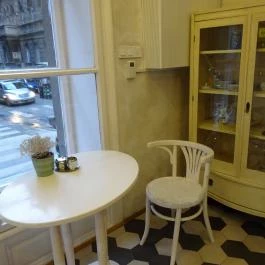 Strudel Hugó Budapest - Belső