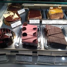 Stühmer Édességbolt Gyöngyös , Gyöngyös - Étel/ital