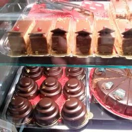 Stühmer Édességbolt & Kávézó - Bartók Béla út Budapest - Étel/ital