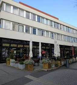 Stühmer Mintabolt, Cukrászda & Cremeria