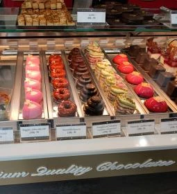 Stühmer Mintabolt, Cukrászda & Cremeria