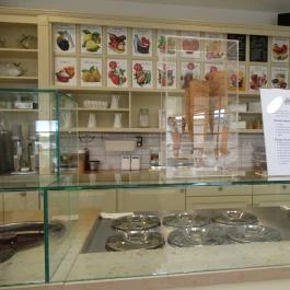 Stühmer Mintabolt & Cukrászda, Maklár - Belső