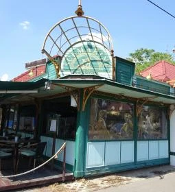 Submarine Station Étterem