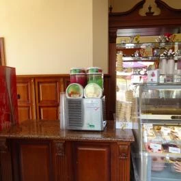 Sulyán Cukrászda (Veresegyház) Veresegyház - Belső