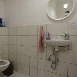 Summer Shape, Budapest - Mosdó