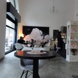 Summer Shape, Budapest - Belső