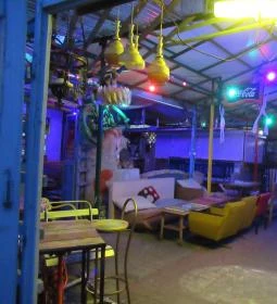 Sunny Corner Terasz és Bár