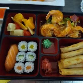 Sushi Wan Budapest - Étel/ital
