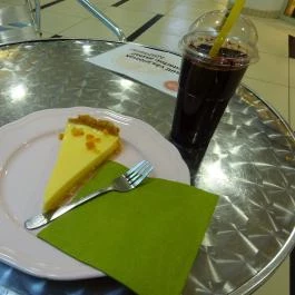 Süti - Cake & Shake - Rózsakert Bevásárlóközpont Budapest - Étel/ital