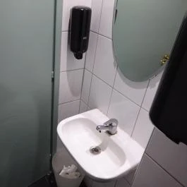 Süti Budapest - Mosdó