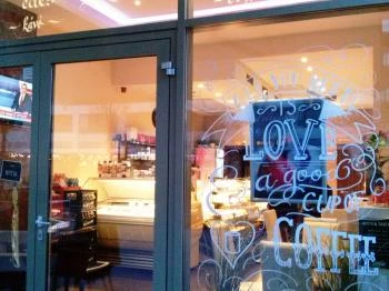 Sütibár - Corvin sétány Budapest