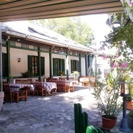 Svájci lak Étterem Nyíregyháza - Külső kép