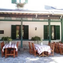 Svájci lak Étterem Nyíregyháza - Külső kép