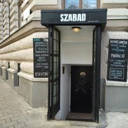 Szabad Bisztró - Új Hely Budapest - Külső kép