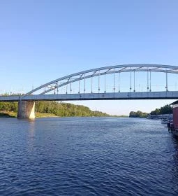 Szabadság Úszóház