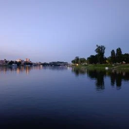 Szabadság Úszóház Szeged - Külső kép