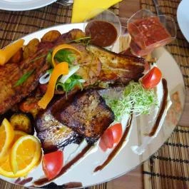 Szablya Étterem Kerepes - Étel/ital