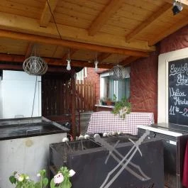 Szablya Étterem Kerepes - Külső kép