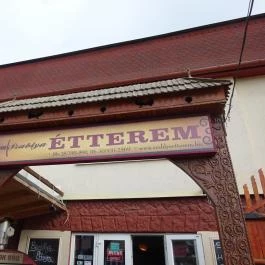 Szablya Étterem Kerepes - Külső kép