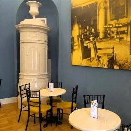 Szalon Kávézó Tata - Belső