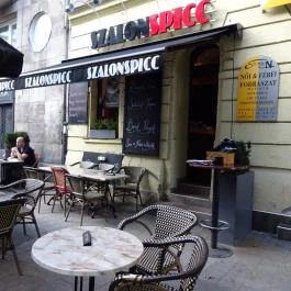 Szalonspicc Borbár & Kávézó Budapest - Külső kép