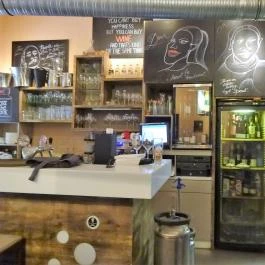 Szalonspicc Borbár & Kávézó Budapest - Belső