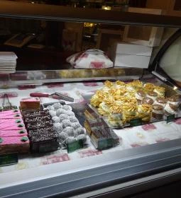 Szamos Cukrászda Budaörs