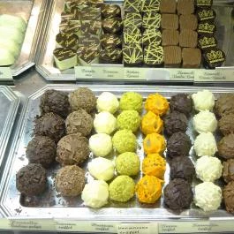 Szamos Marcipán Cukrászda - Párisi utca Budapest - Étel/ital